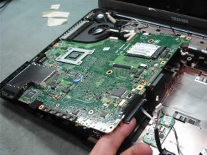 Αντικατάσταση & Επισκευή Μητρικής Laptop